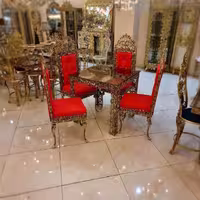 میز ناهارخوری 4 نفره برنزی، بسیار زیبا و شیک، برنز درجه 1، با ضمانت با کیفیت بودن