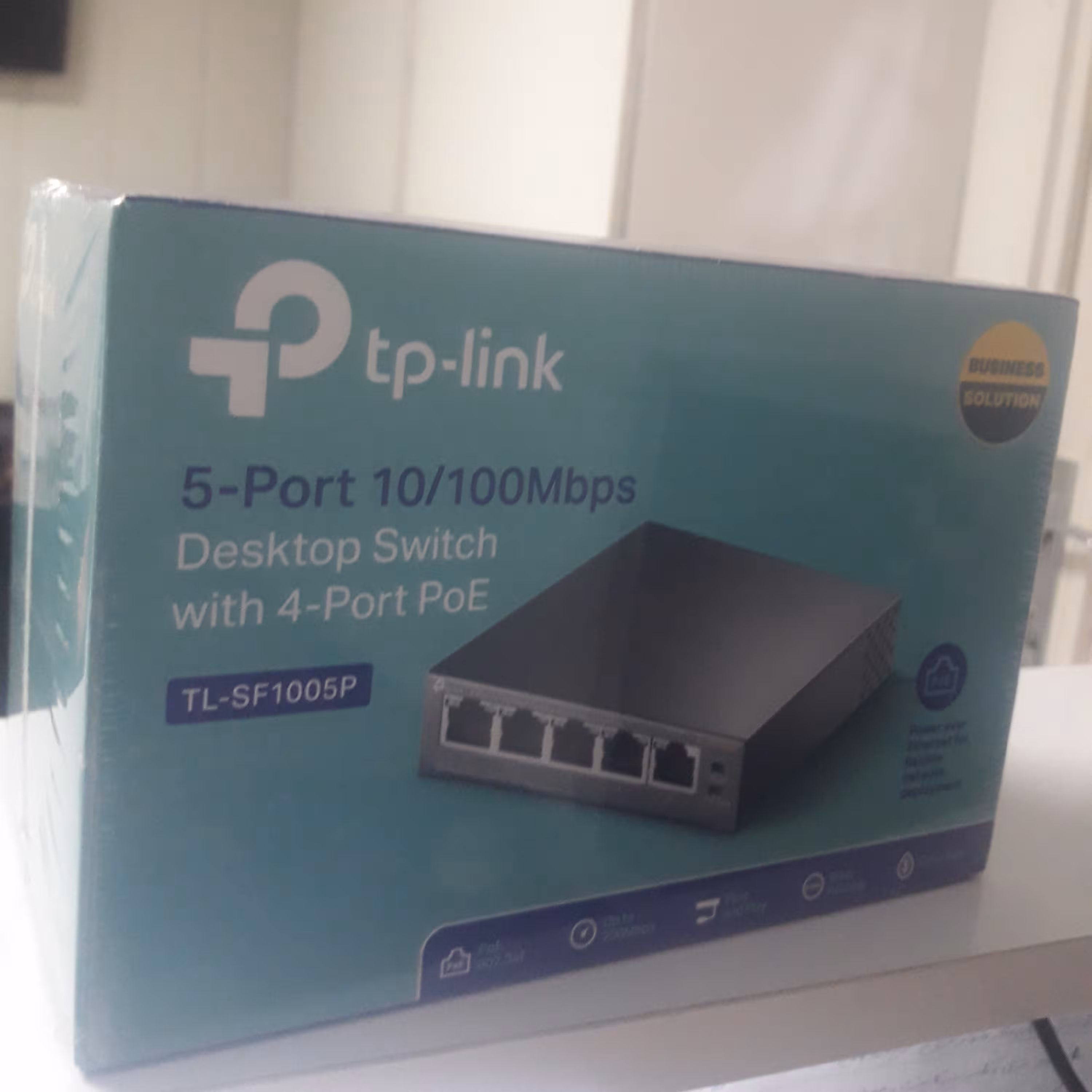 سوئیچ 5پورت poe برند tp link
