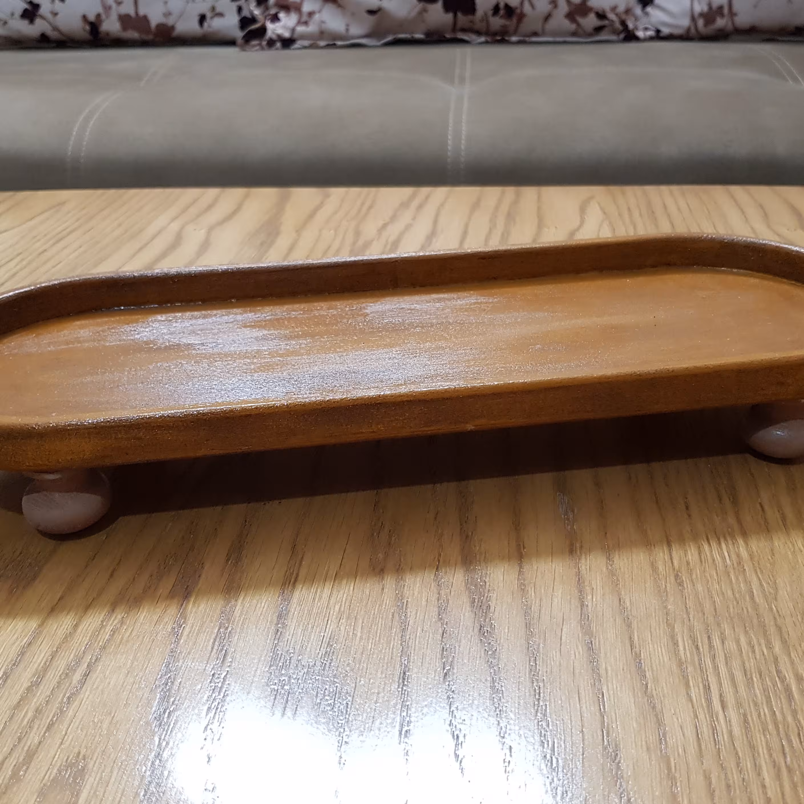 رایزر چوبی پتینه شده با رنگ حنایی (پس کرایه)