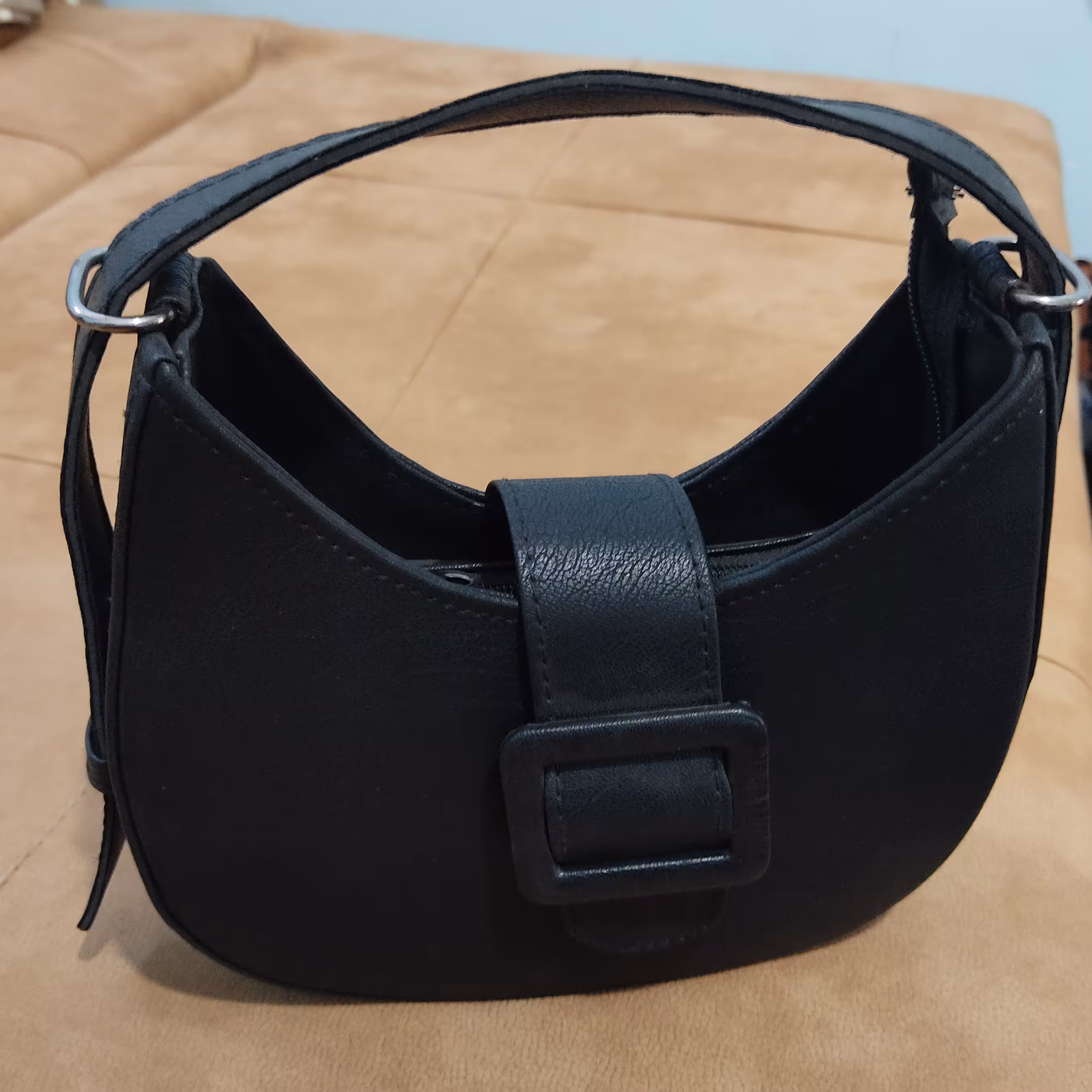 کیف پاسپورتی چرم مصنوعی نیم دایره 