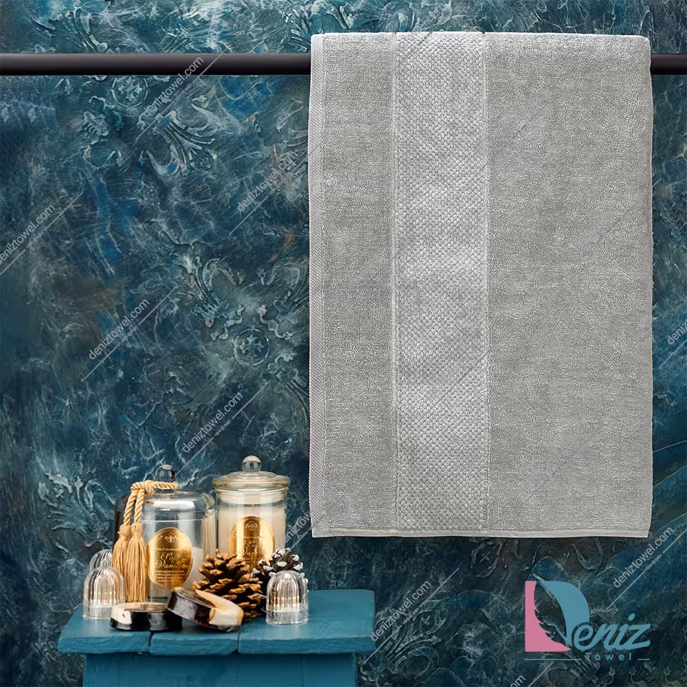 حوله حمامی طرح ماکرو رنگ سدری روشن