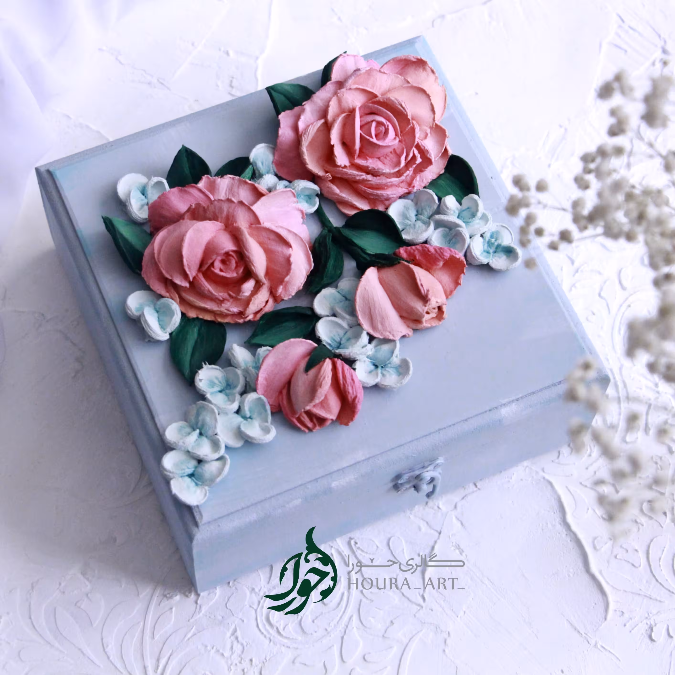 جعبه چوبی 20×20کارشده با گل های نشکن استاکو