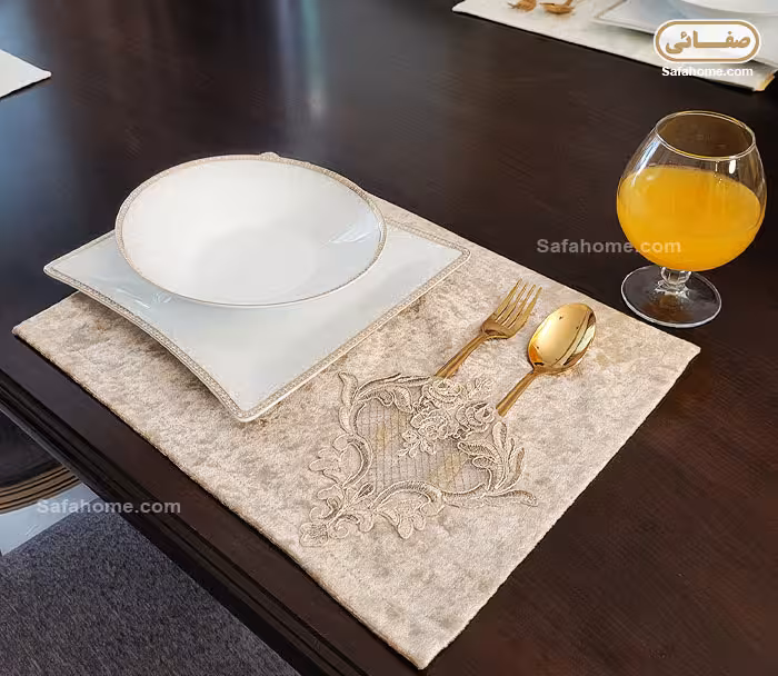 زیر بشقابی مخمل دانتل برجسته طرح دایان نسکافه ای