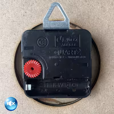 ساعت دیواری چشمه نور مدل H8015