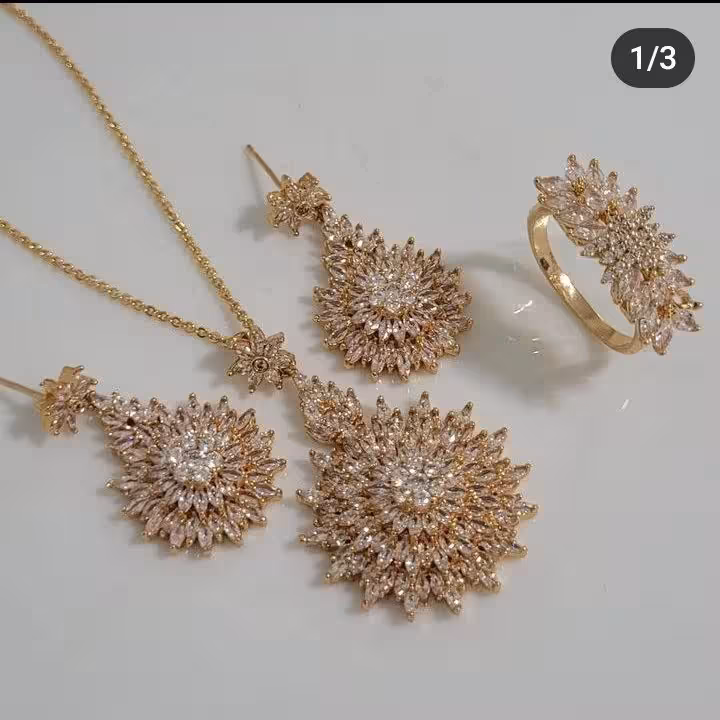 نیم ست زنانه مدل خورشیدی برند معروف ژوپینگ💍