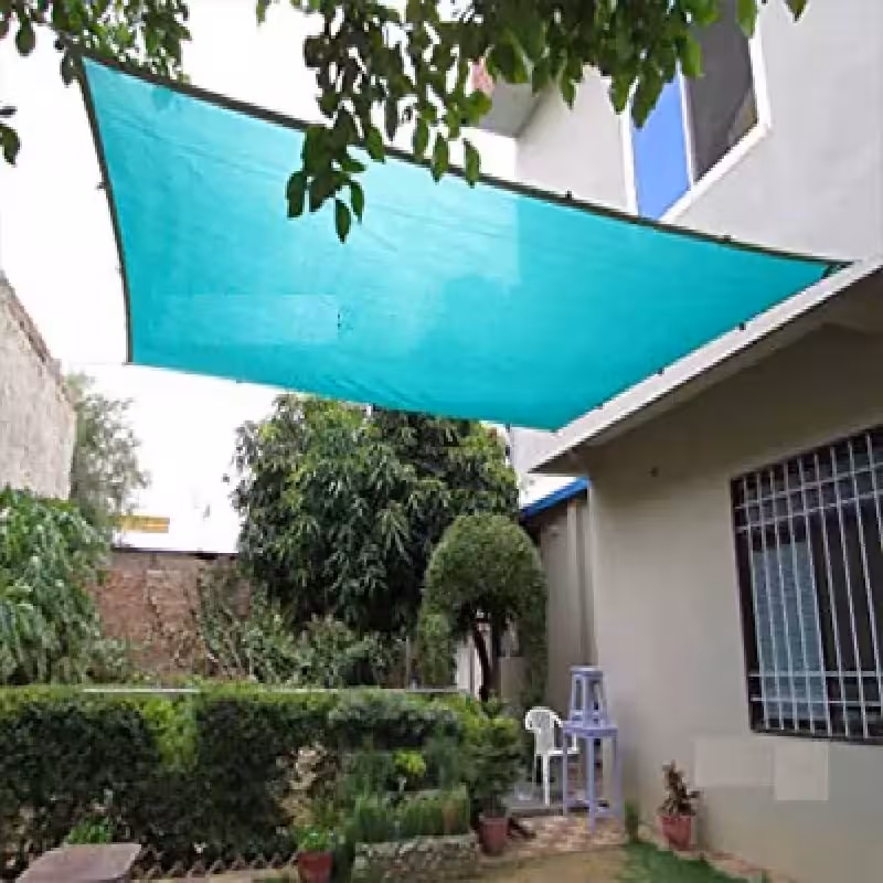 شید سایبان 80درصد  2در4 دور دوزی شده همراه با حلقه نصب