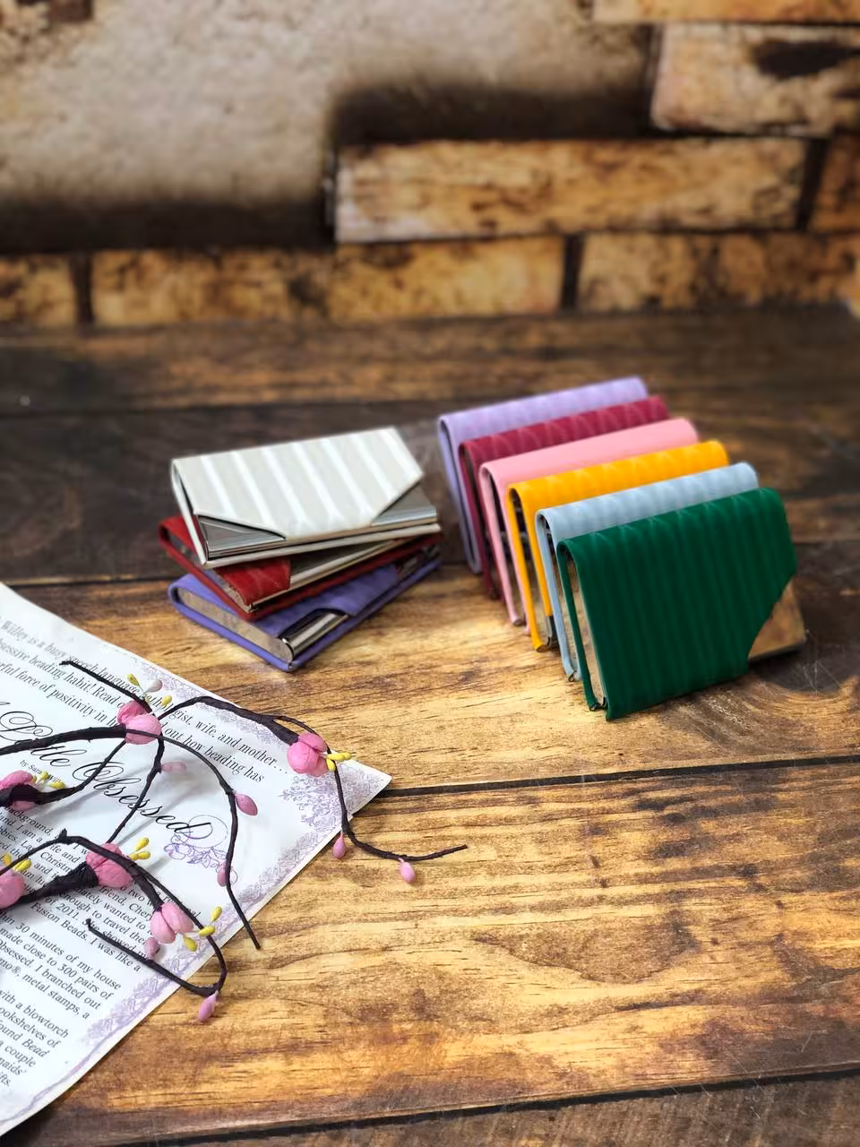 جاکارتی زنانه مگنتی کیهانی