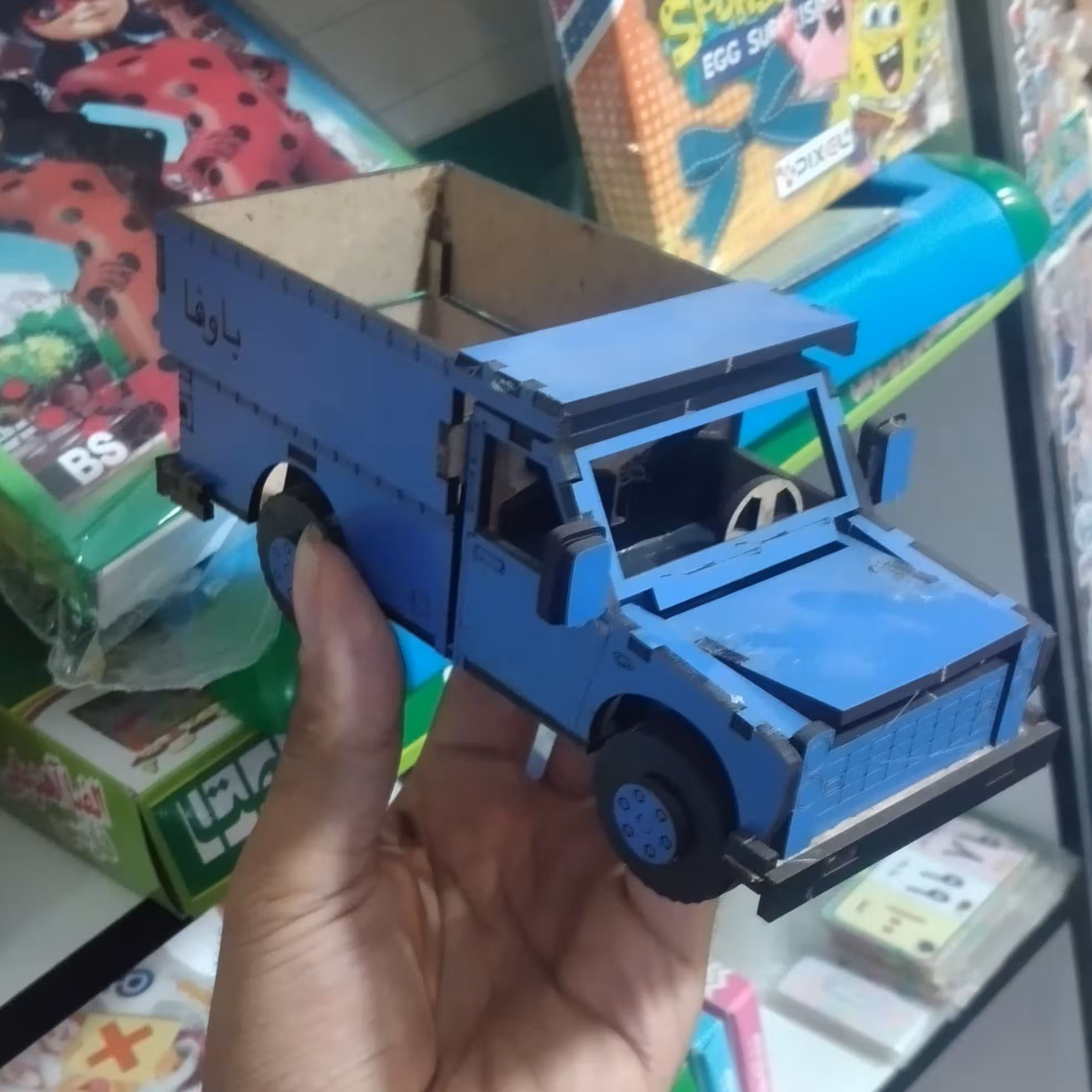 پازل چوبی نیسان آبی