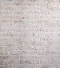 بک دراپ چوبی کد 260 طرح آجر سفید پتینه کرم