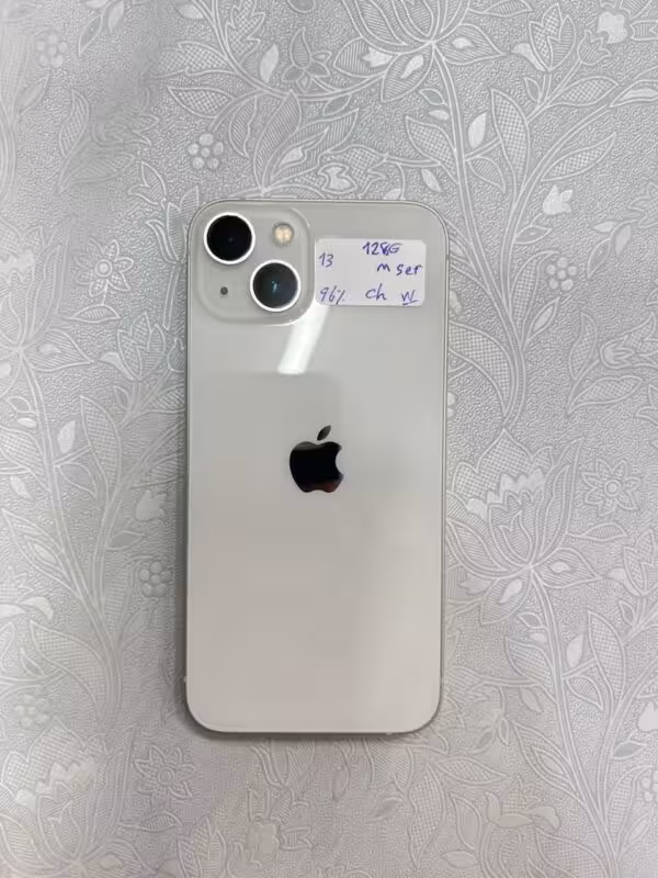 گوشی ایفون مدل 13 نرمال رنگ سفید