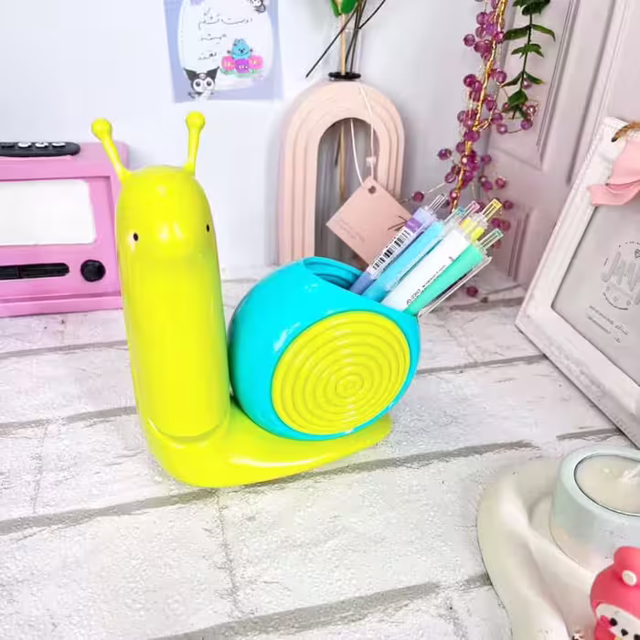 چراغ مطالعه و جاقلمی حلزون