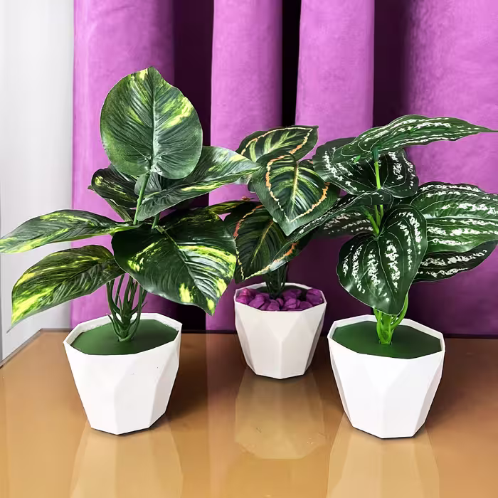 گلدان به همراه گل مصنوعی مدل barrain مجموعه 3 عددی