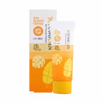 کرم ضدآفتاب بی رنگ فومیژن SPF50 فاقد چربی 40 میل