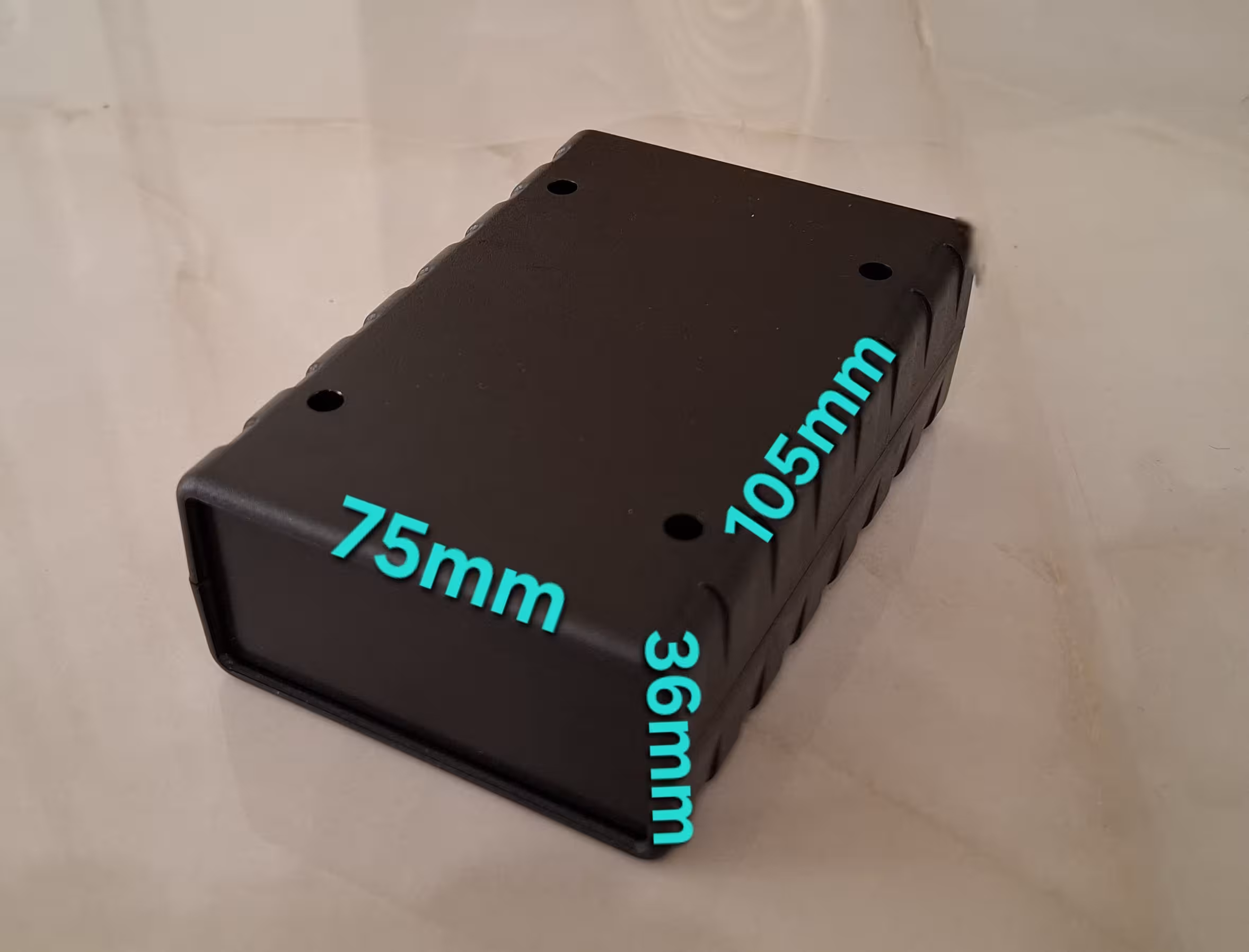 جعبه پلاستیکی چهارتکه سیاه