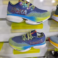 کتونی هوکا/ ساخت ویتنام وارداتی/ سایز40 تا 45 /تنوع در 3 رنگ/ مدل hoka cielo xl /فروش عمده و تک/بالاترین کیفیت