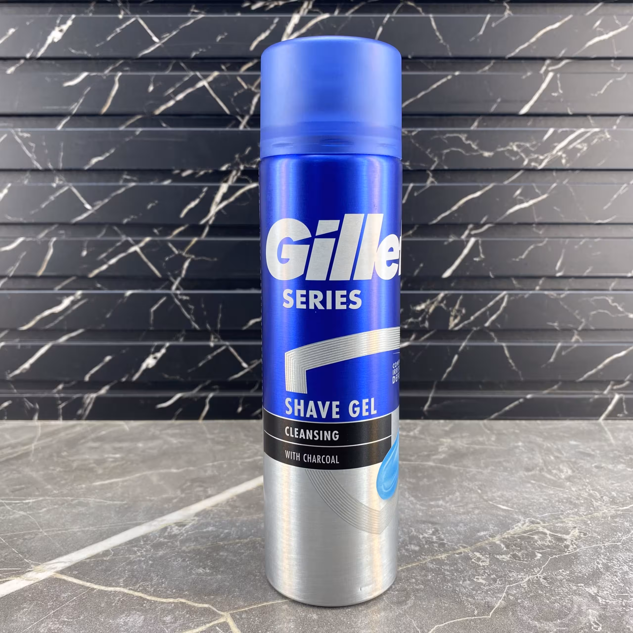 ژل اصلاح ضد التهاب ژیلت حاوی ذغال فعال 200 میل