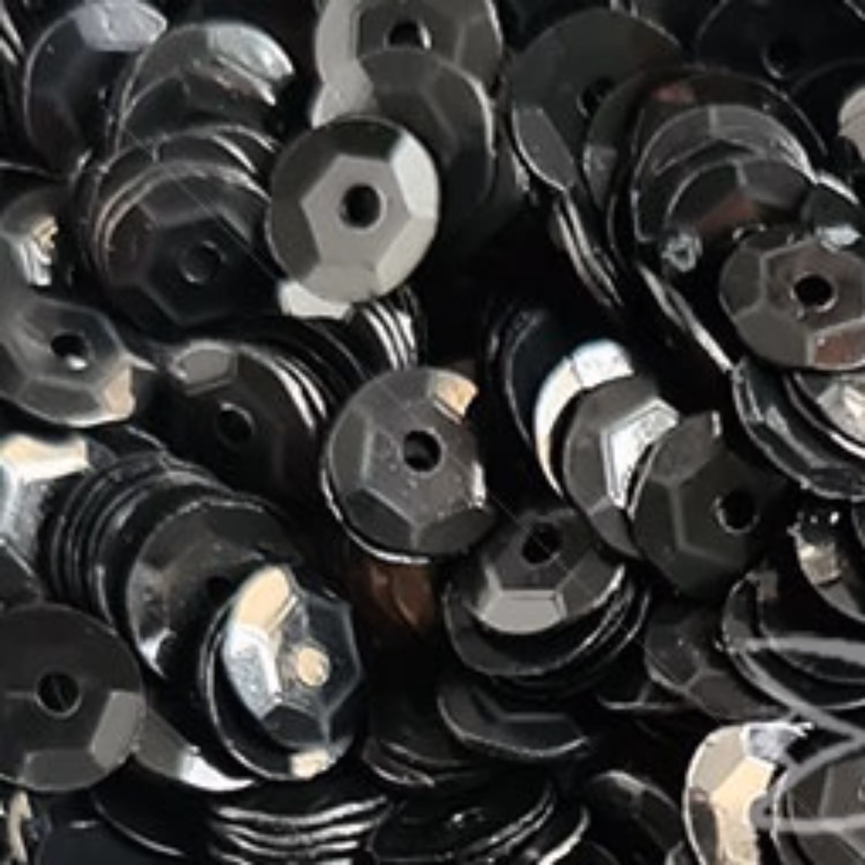 پولک گود مشکی (بسته 500 گرمی)