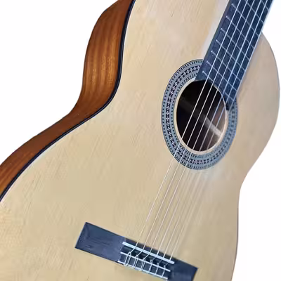 گیتار کلاسیک سانتوس هرناندز مدل لوتیر