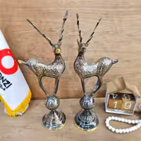 گوزن روی گوی برنزی سیاه قلم 34 سانت