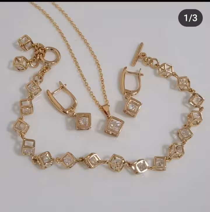 ست سرویس کامل زنانه رنگ ثابت برند معروف ژوپینگ💍