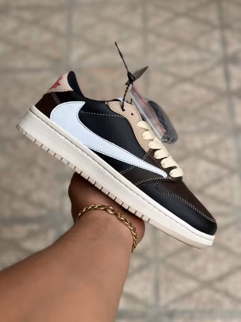 کتونی نایک ترویس اسکات مشکی قهوه ای ( 1001 )