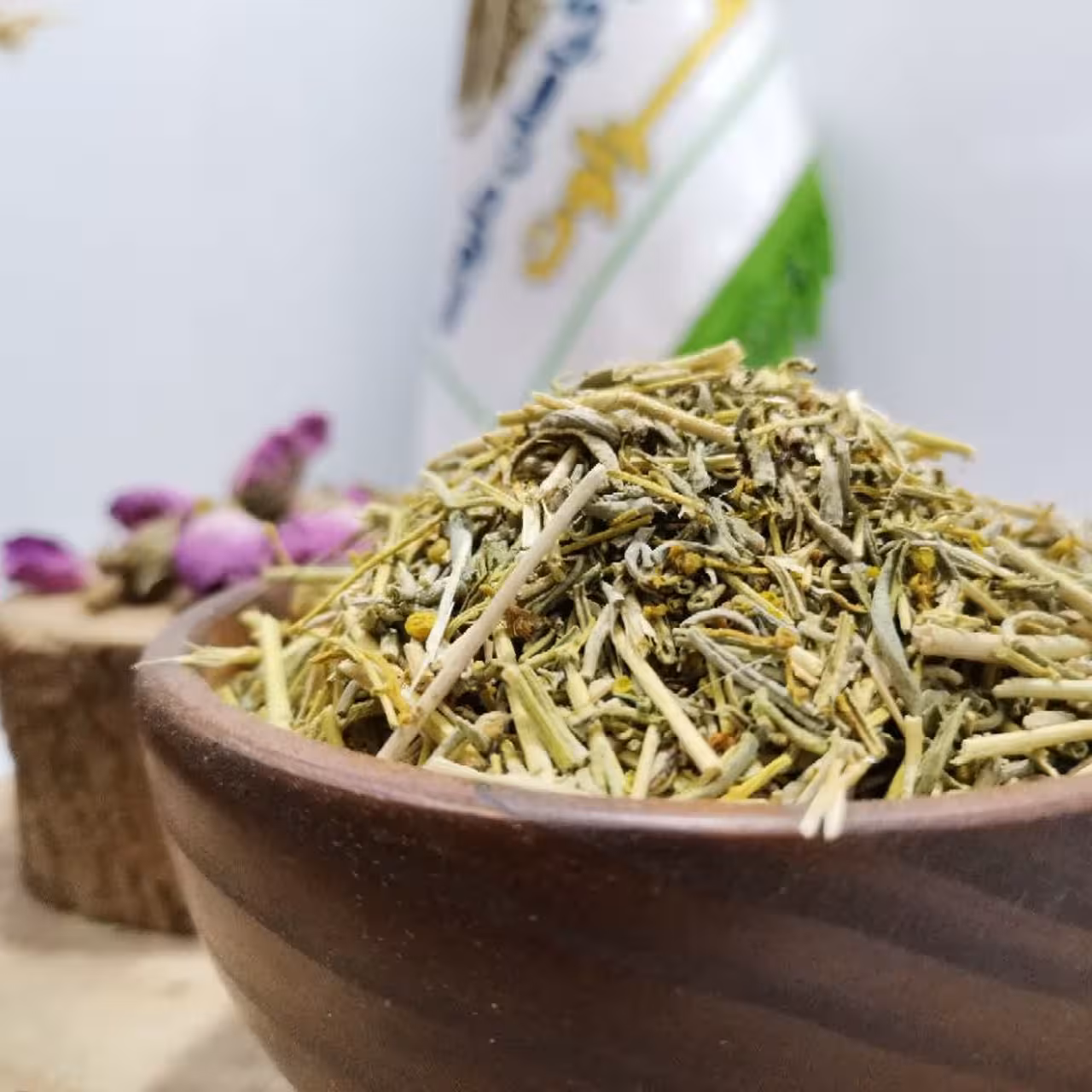 بومادران خالص اعلا 1000گرمی (عطاری و محصولات ارگانیک طراوت)