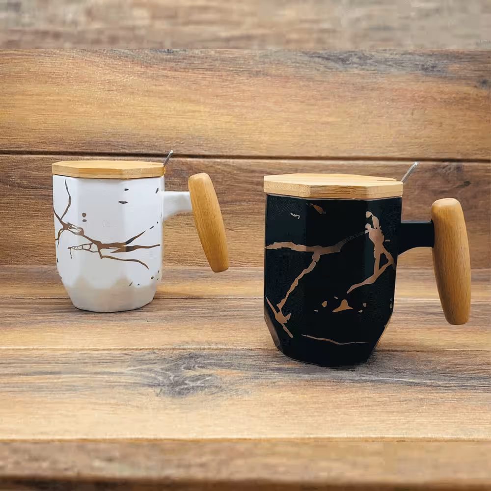 ماگ هشت گوش درب چوب با طرح ماربل