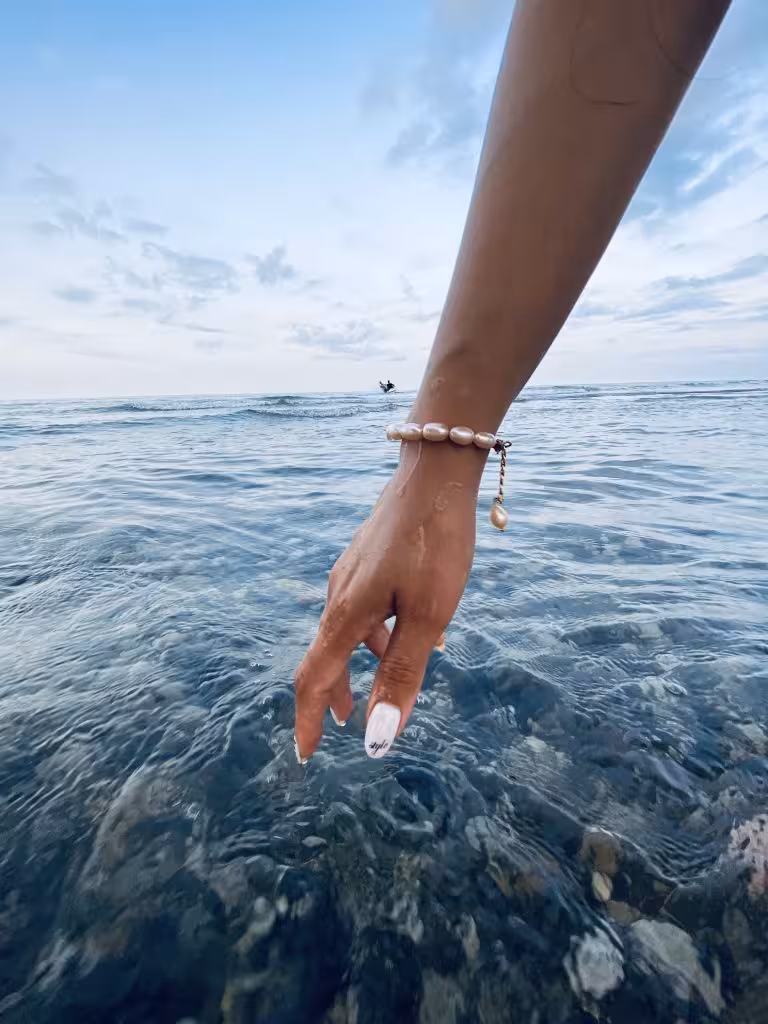 دستبند مروارید طبیعی