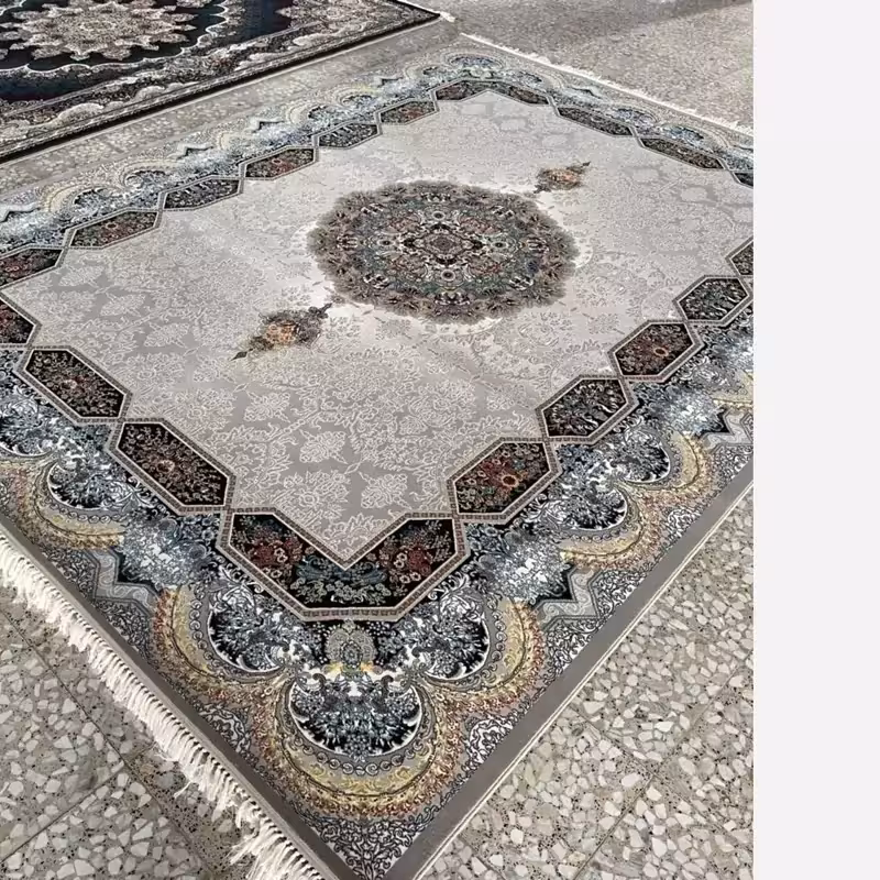 فرش ماشینی کاشان 700شانه آکرلیک طرح هالیدی فیلی9متری)(باارسال رایگان)