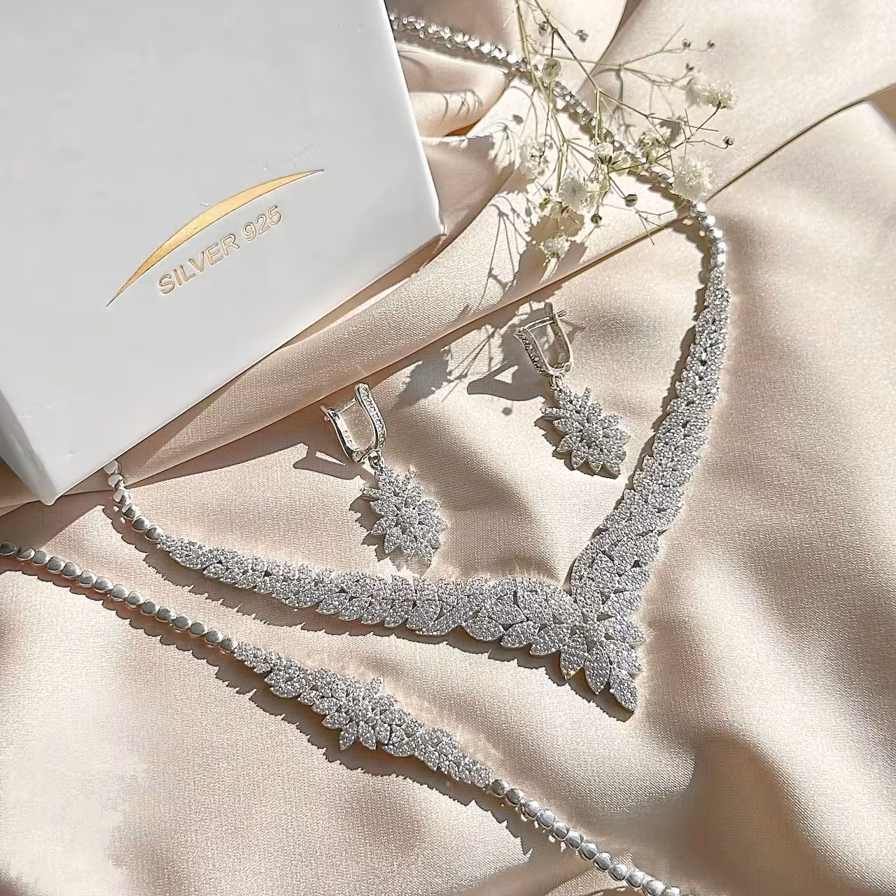 سرویس نقره جواهری زنانه کد 60225