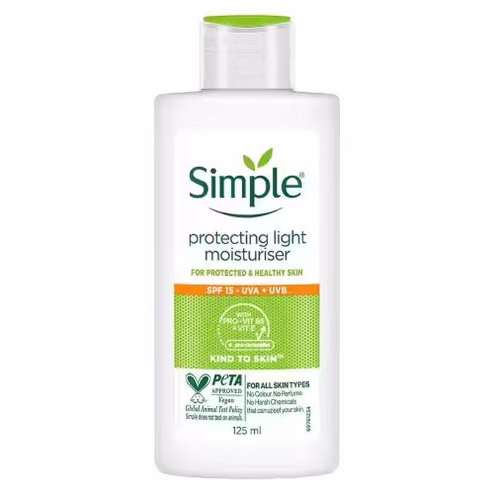 مرطوب‌کننده سبک محافظ Light SPF 15 سیمپل Simple