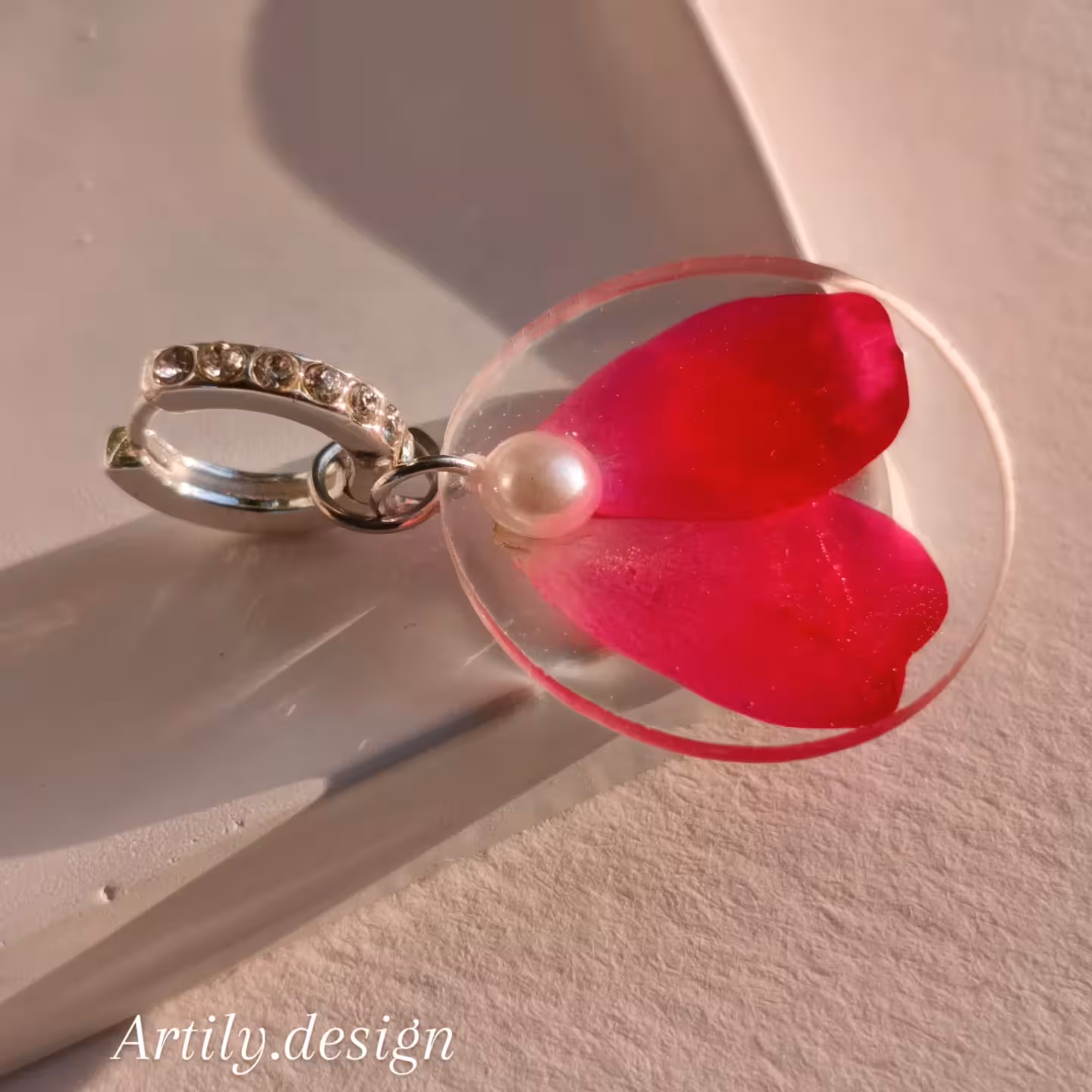 گوشواره با گل خشک طبیعی رز و مروارید 🌹