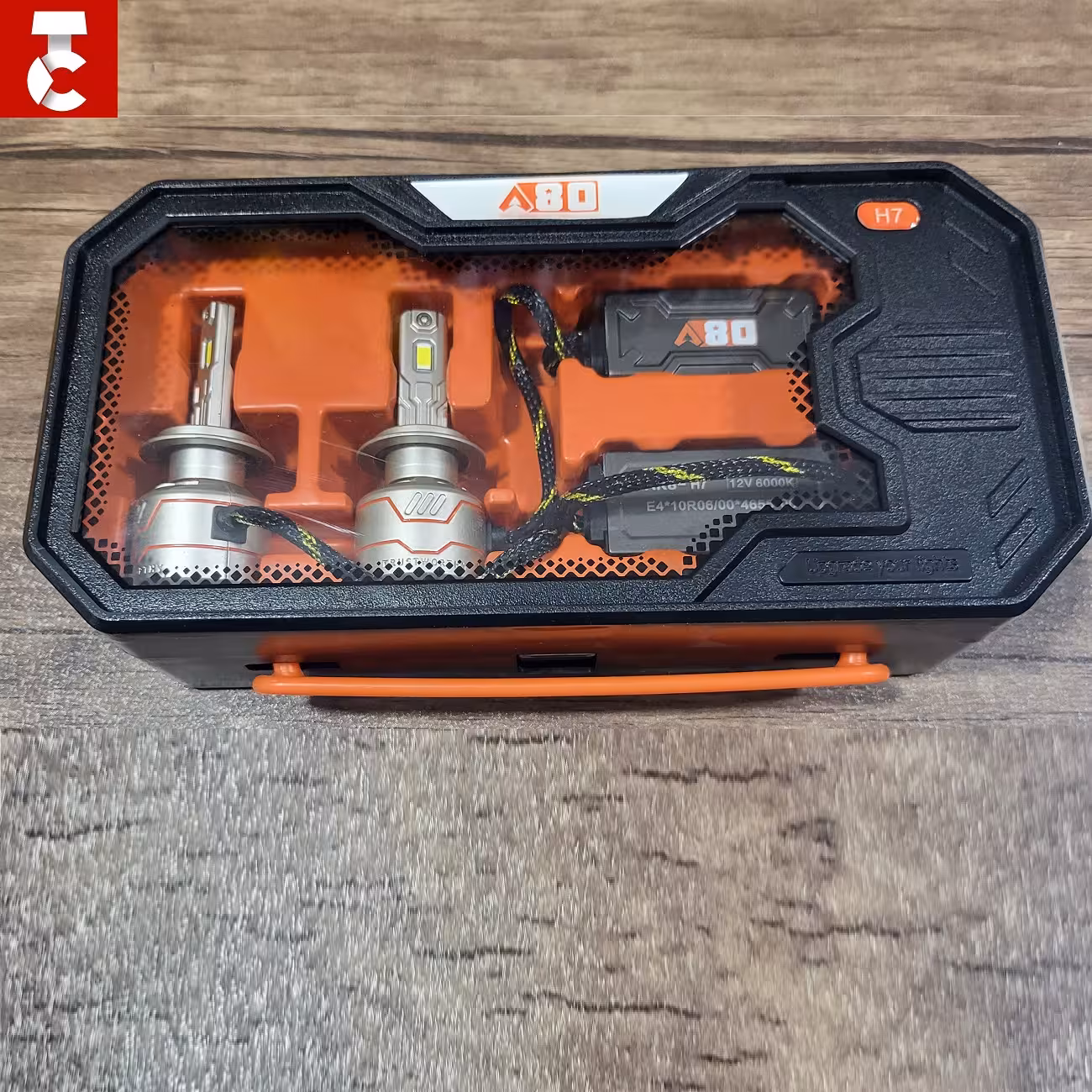 هدلایت A80 پایه H4