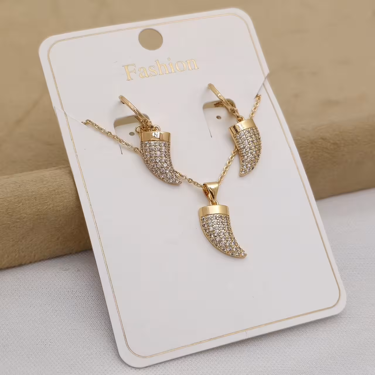 نیم ست فوق العاده جذاب ژوپینگ طرح عاج نگینی هدیه ولنتاینی خاص ارسال رایگان