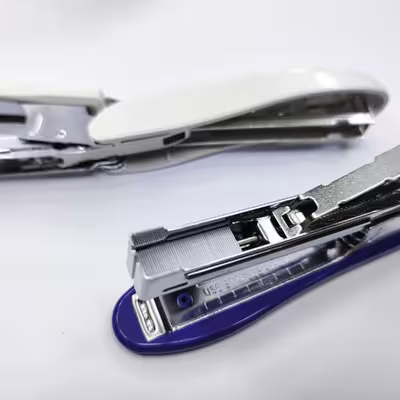 منگنه کانگرو مدل hs-10en/ez به همراه سوزن منگنه بسته 2 عددی