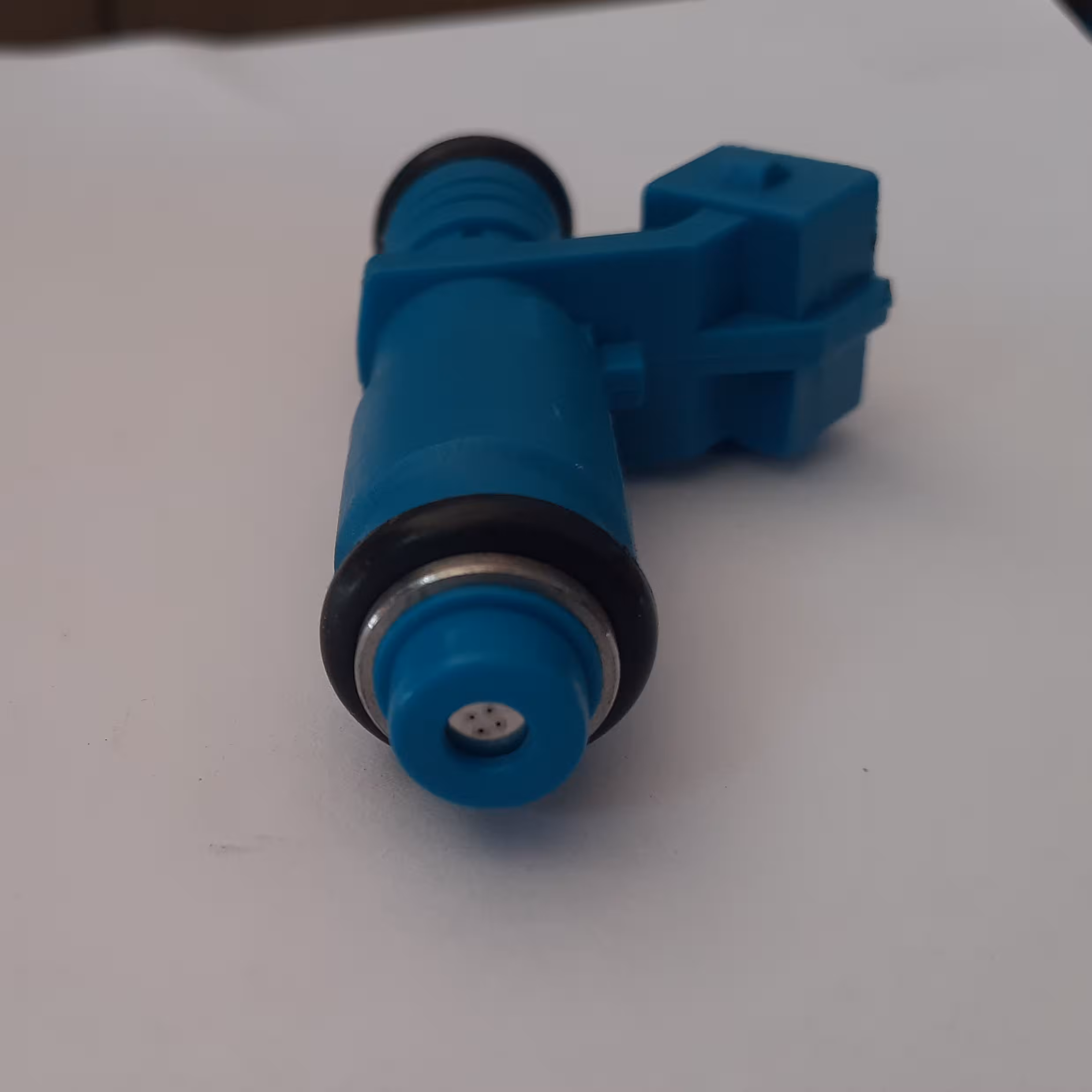 سوزن انژکتور نیسان یورو 4 آبی چهار سوراخ
