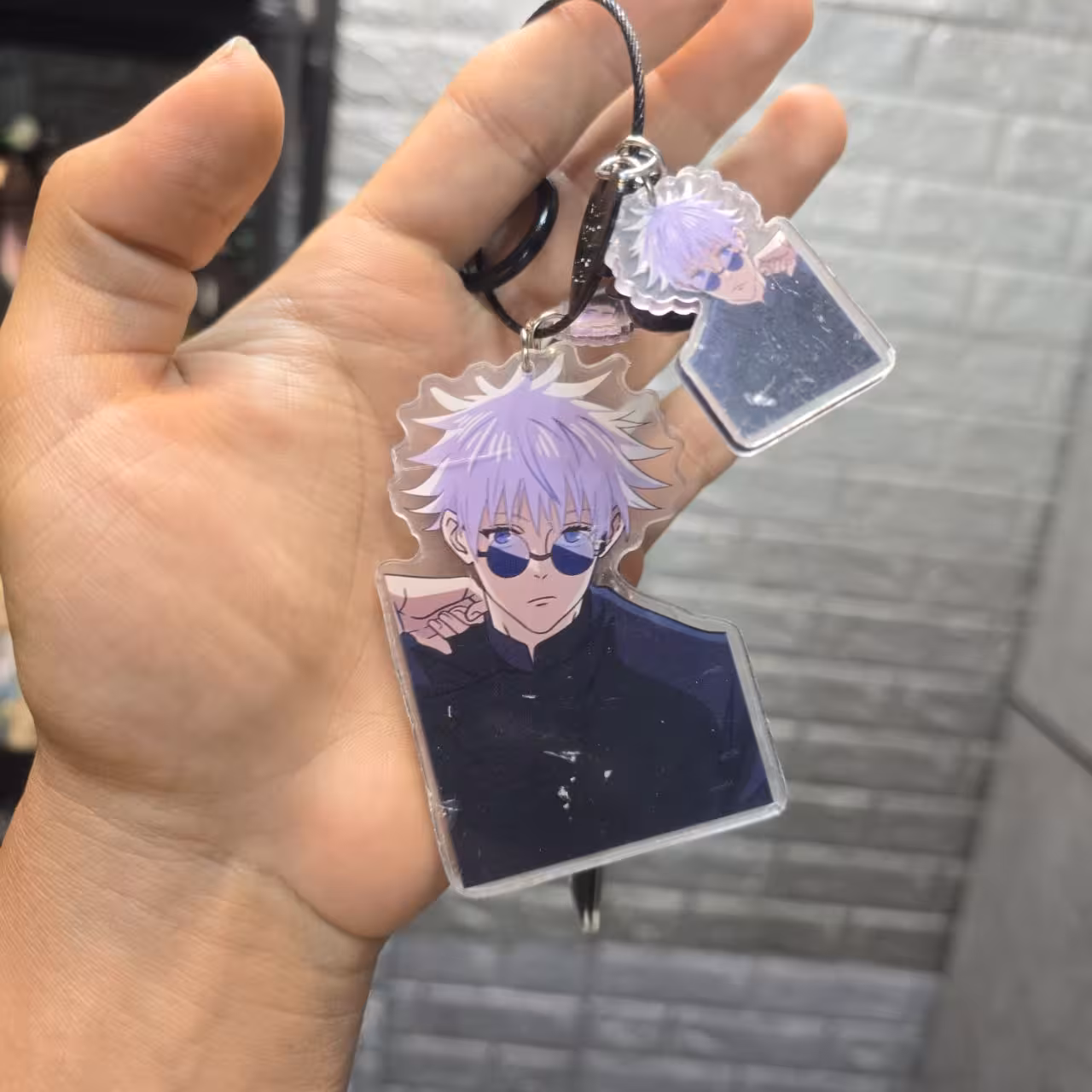 آویز اکرلیک انیمه چند تایی طرح گوجو