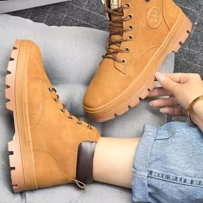 نیم بوت زنانه مدل تیمبرلند داخل خز رنگ عسلی سایز بندی 37 تا 41