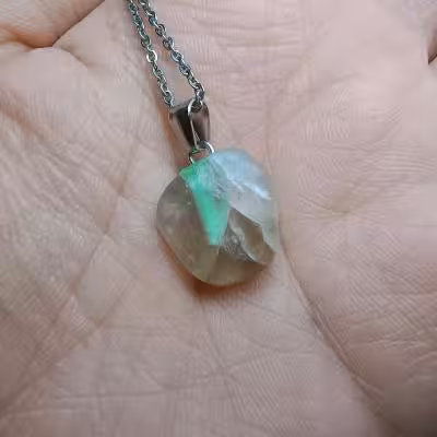 گردنبند ارتوکلاز شب چراغ b710