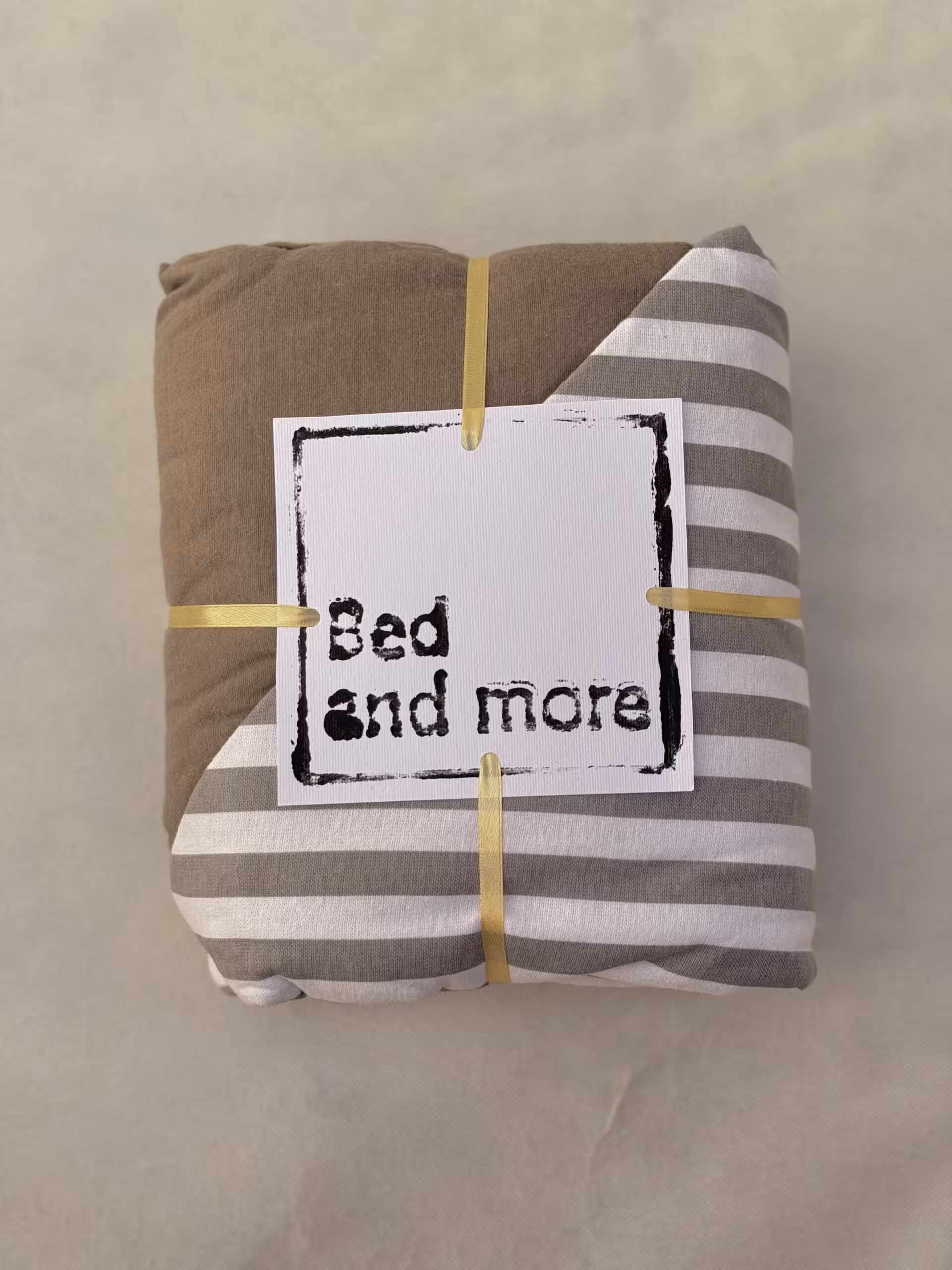 روتختی تک نفره سه تکه کدM27 (کاور تشک،روانداز،یک عدد روبالشتی)