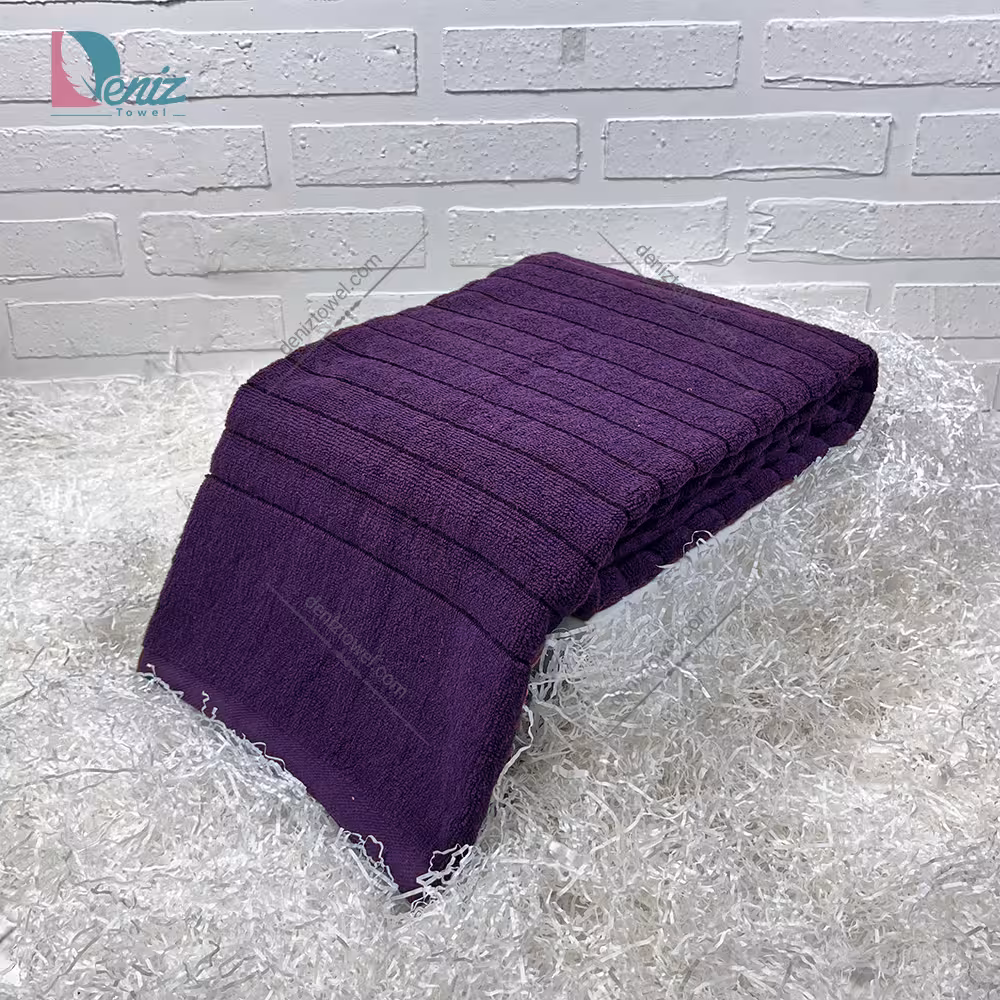 حوله استخری ریموند رنگ بنفش