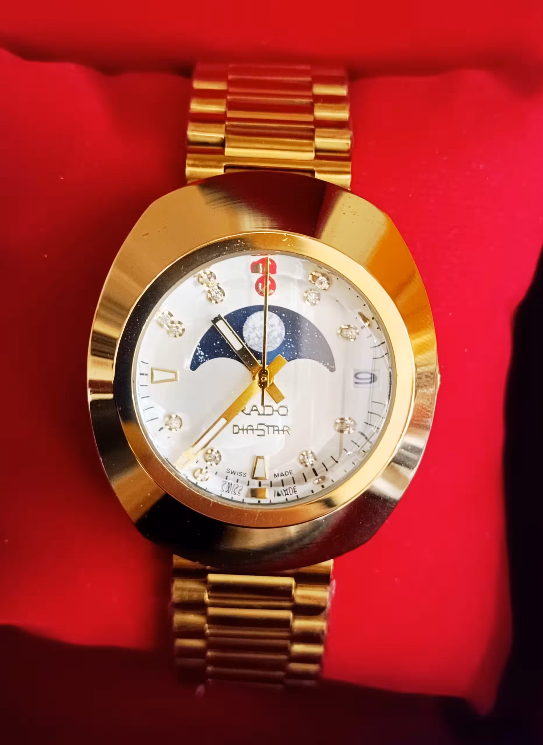 ساعت اسپرت RADOموتور سوئیس حالت شب روز