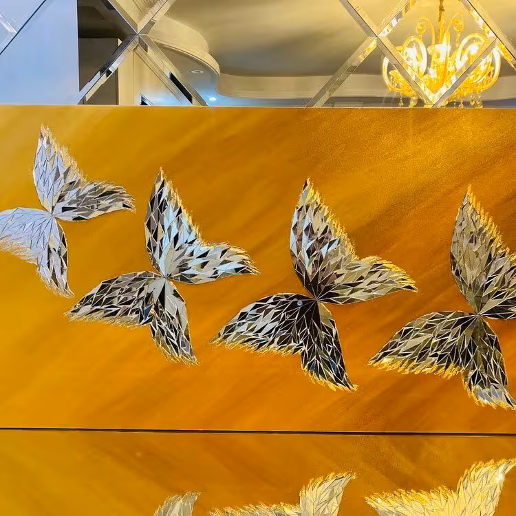 تابلو پروانه