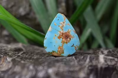 فیروزه نیشابور