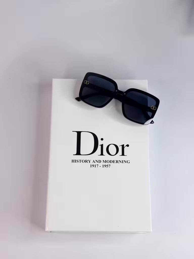 عینک افتابی برند Gucci زنانه دخترانه کلاسیک مربعي مشكي یووی 400