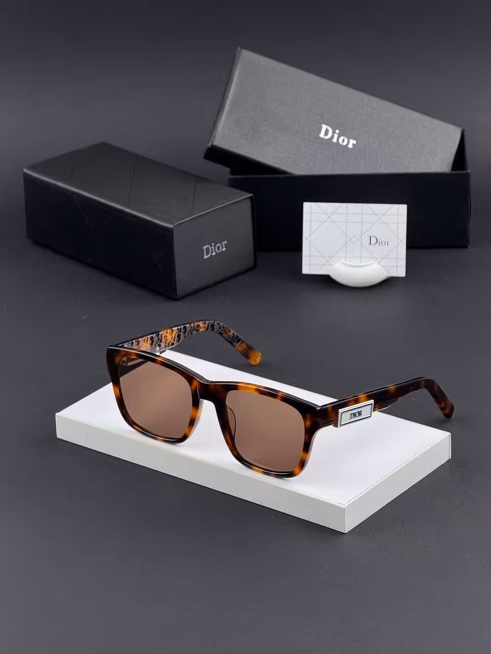 عینک آفتابی برند دیور مدل B23S2