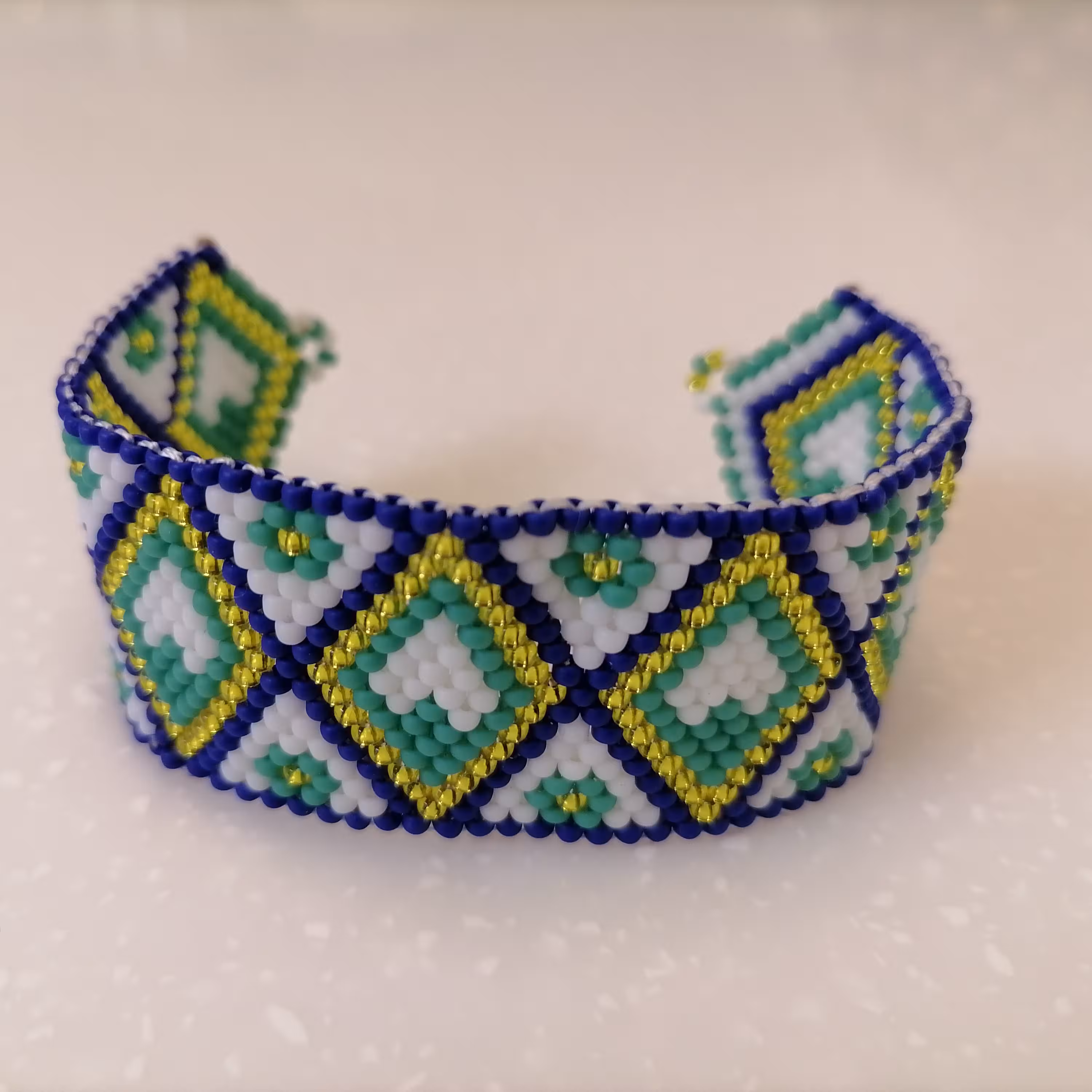 دستبند گل و قلب