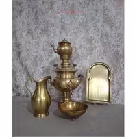 سرویس سماور زغالی برنجی سه و نیم لیتری مدل آینه پیچ در سه طرح