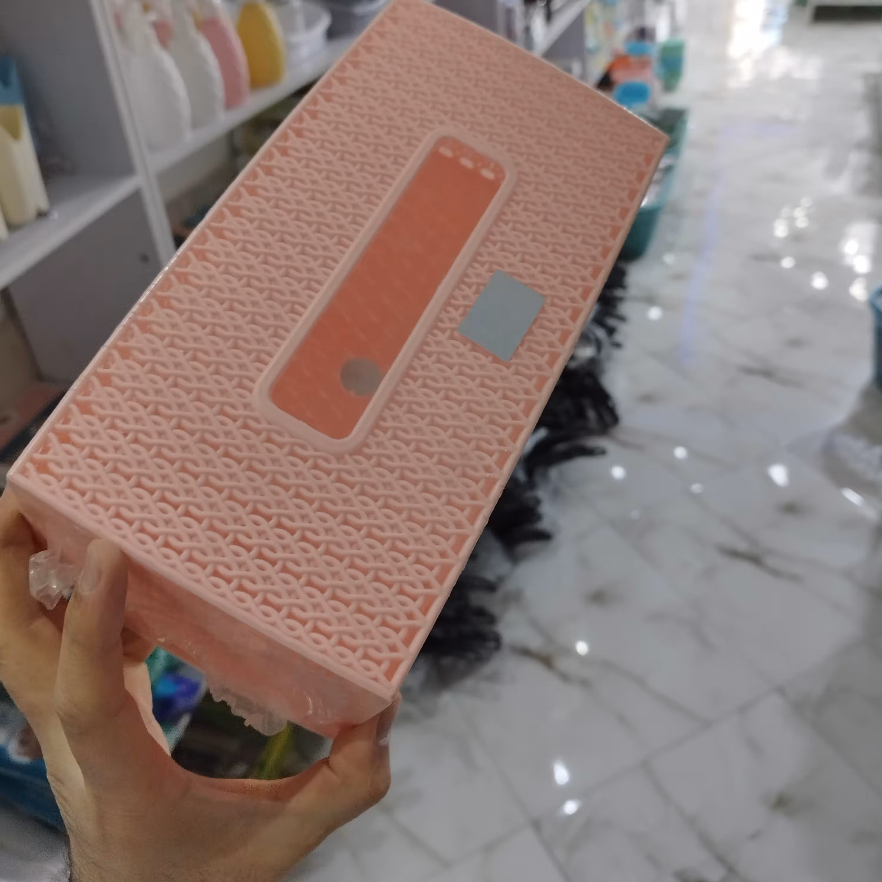 جا دستمال کاغذی در دو طرح مختلف و رنگبندی متفاوت