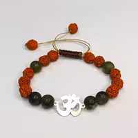 دستبند سنگ یشم با پلاک نقره اوم کد 310080